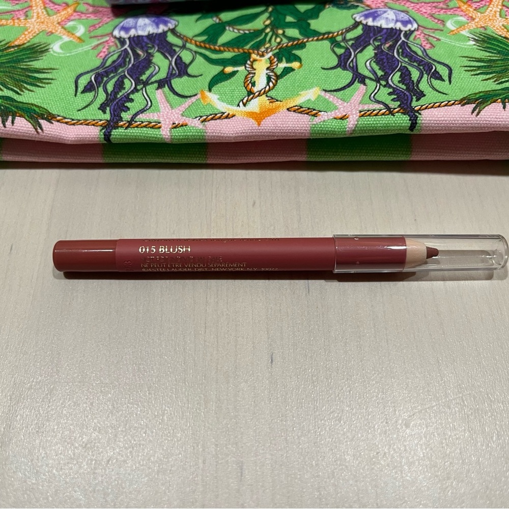 3-piece Estee Lauder set limited lipstick cosmetic bag & lipliner - Picture 3 of 3